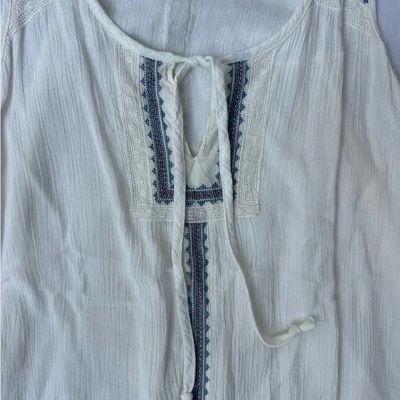 Ecote Ivory Tank Top with Navy Detailing - same top worn in vampire diaries - Picture 2 of 6